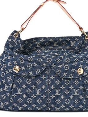 Louis Vuitton Denim Daily GM in Gris Blue